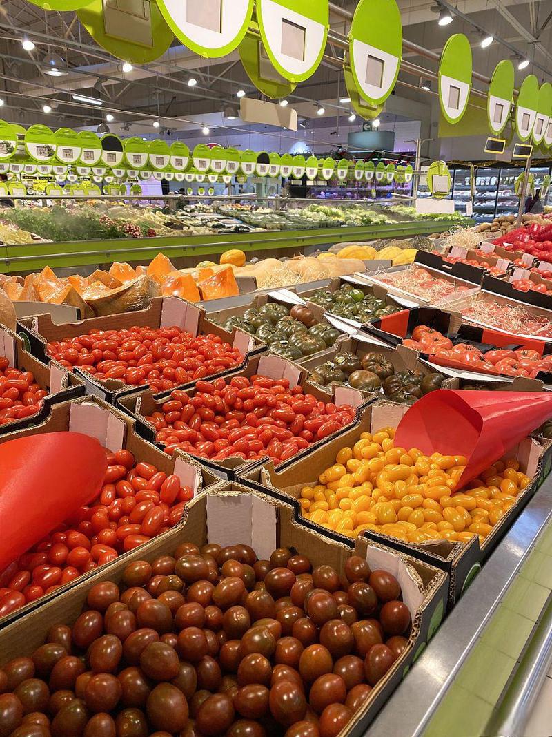 超市行业类别填写方法 超市行业是指以销售日用百货,食品,生鲜等商品